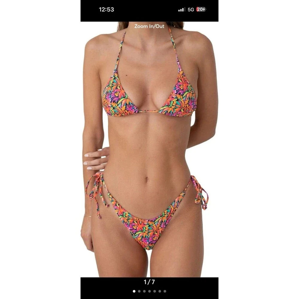 Bikini - Picture 5 of 5